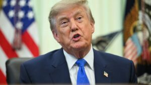 Трамп: сообщества, выступающие против ИИ-дата-центров, «отстанут и обеднеют»